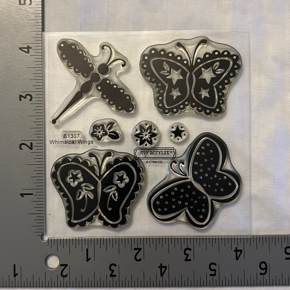 Whimsical Wings B1307 stamp set - Picture 1 of 7